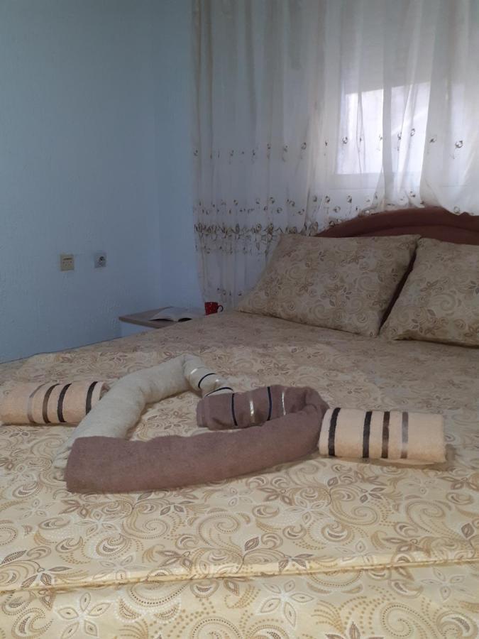 Studio-Apartman Milena 2 بودغوريتْسا المظهر الخارجي الصورة